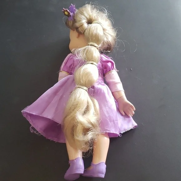 DISNEY LITTLE PRINCESS RAPUNZEL 15" DOLL - Picture 5 of 6